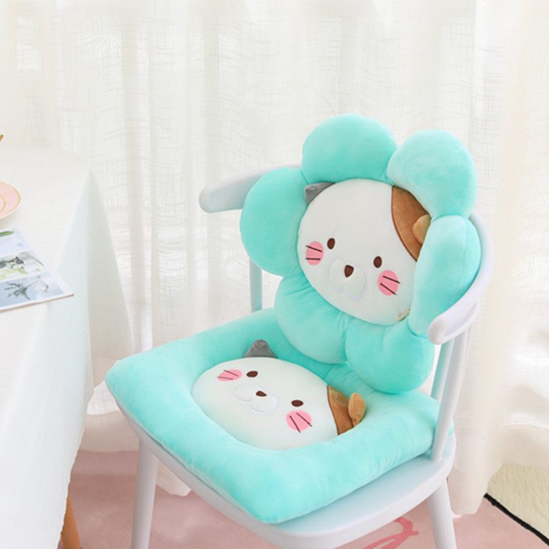 وسادة دائرية بتصميم الزهرة