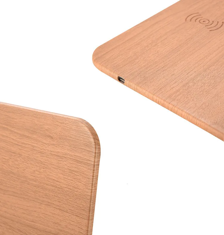 Wooden wireless charger – image 4