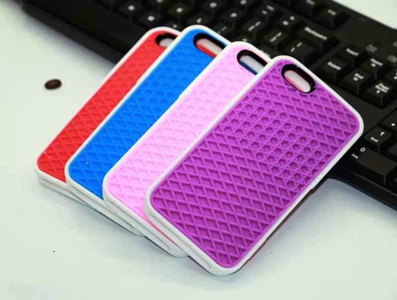 Waffle sole silicone phone case - Image 3