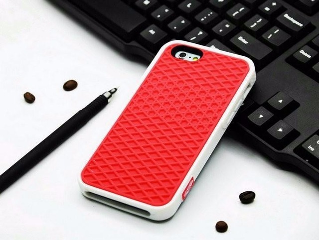 Waffle sole silicone phone case - Image 14