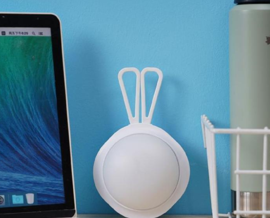 Induction charging LED dormitory bedside pat light