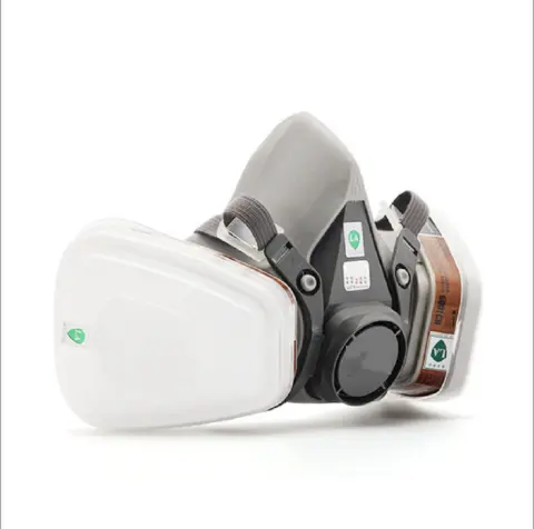6200 Gas Mask Seven Piece Set