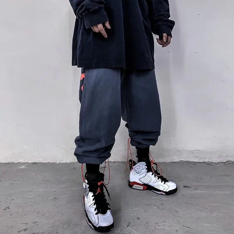 Drawstring loose slacks
