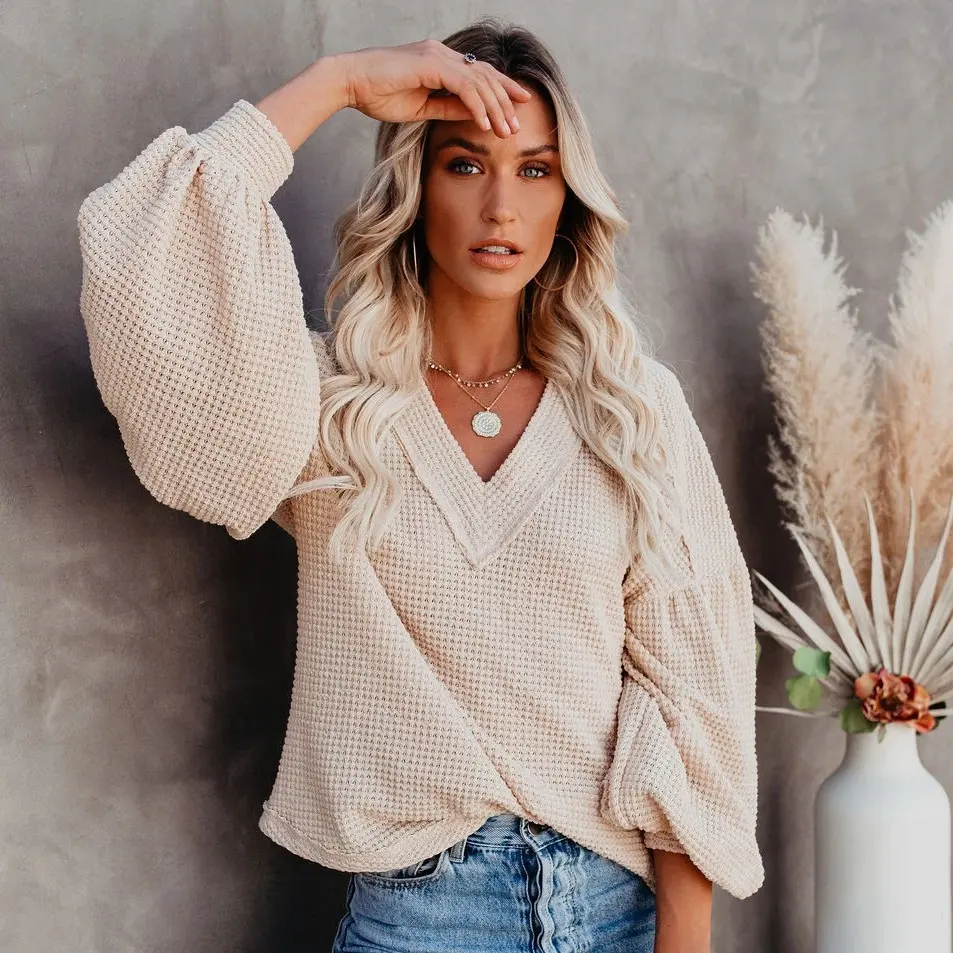 Fashion Loose V-neck T-shirt Lantern Sleeve Top