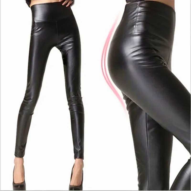 Thin matte seamless leather pants - Black
