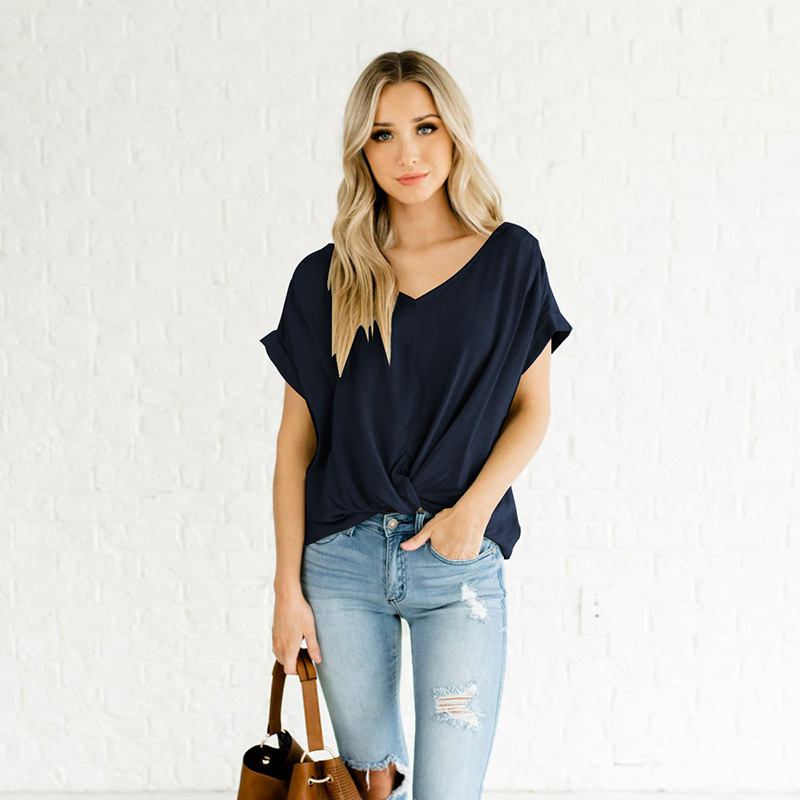 Short back long loose short sleeve T-shirt