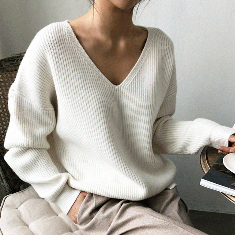 Irregular hem pullover sweater
