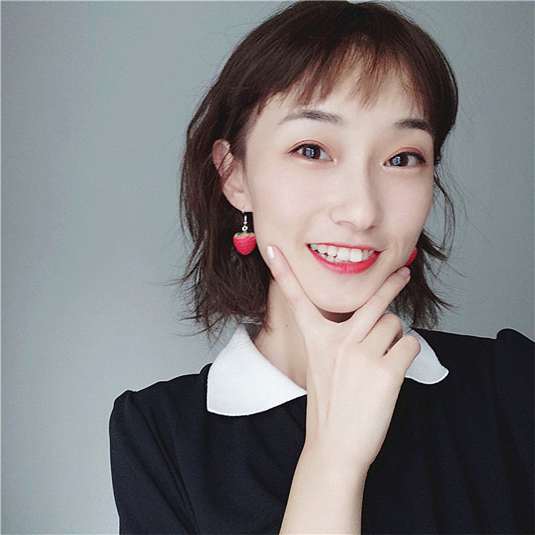 Sweet And Cute Girl Red Strawberry Earrings