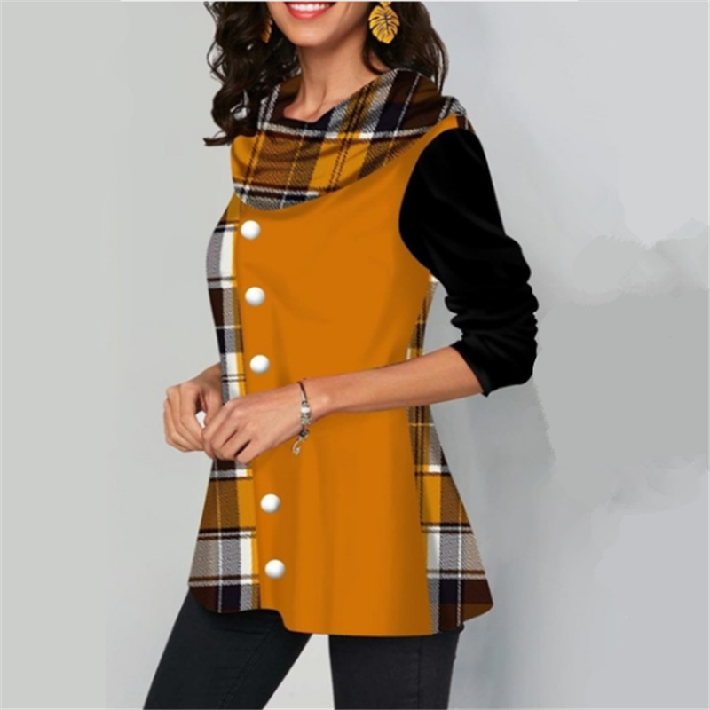 Long-sleeved t-shirt with stitching plaid button decoration