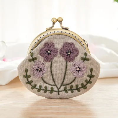 Hand embroidery kit - Hand Embroidery Kit 511811