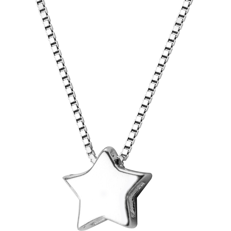 Small and short star necklace