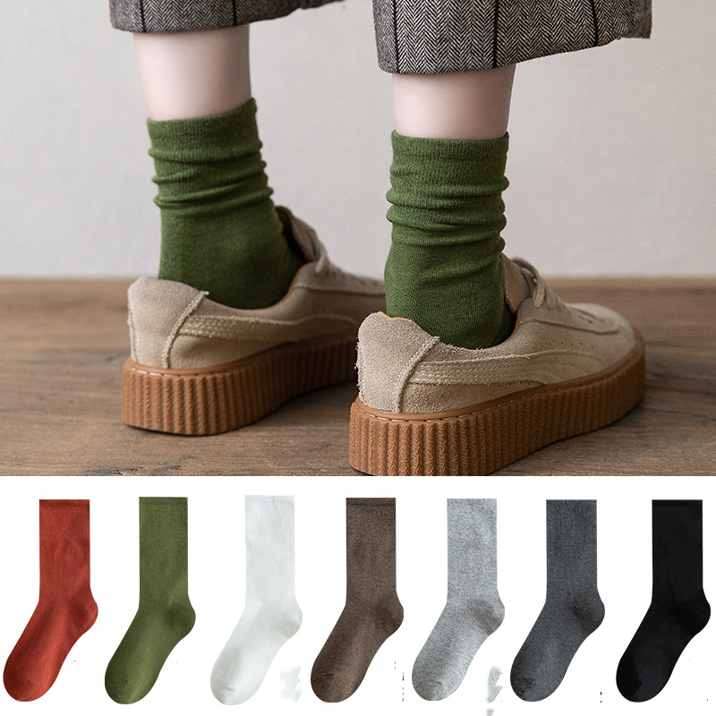 Women's socks in spring and autumn and winter