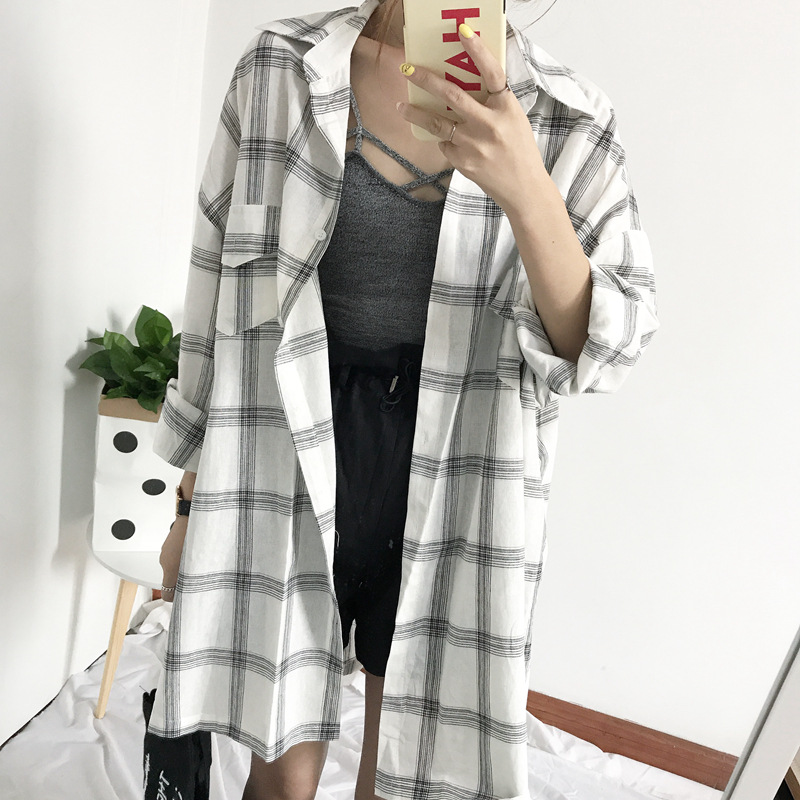 Ladies mid-length plaid shirt