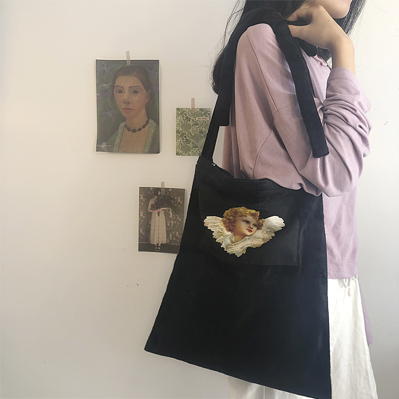 Adjustable crossbody shoulder bag