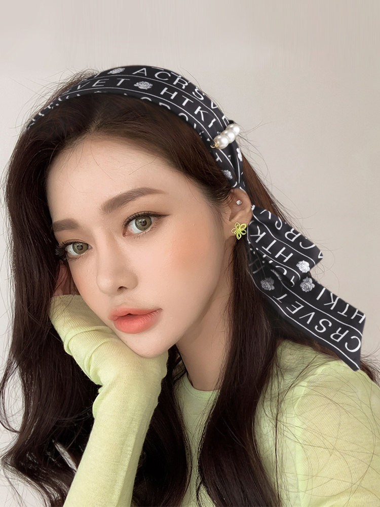 Streamer wild headband