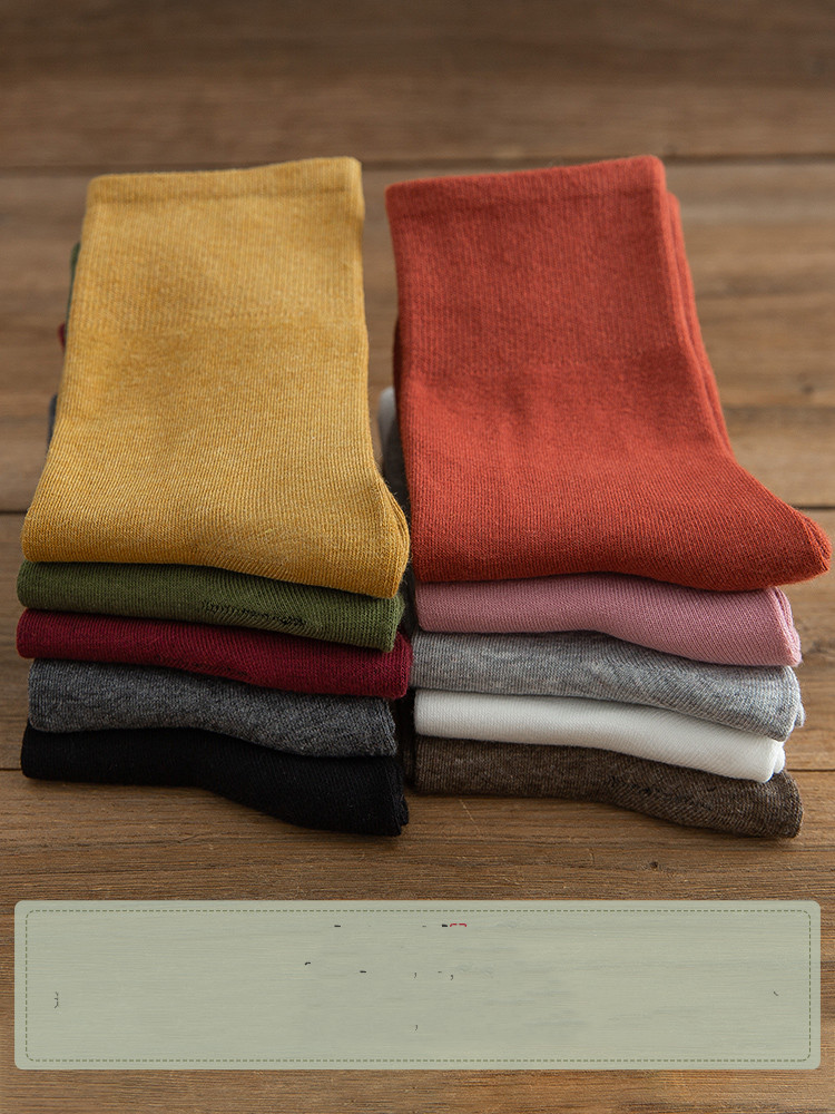 Women's socks in spring and autumn and winter