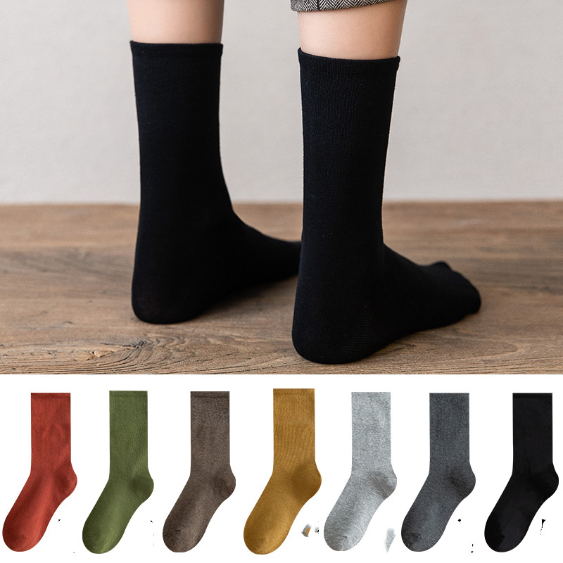 Women's socks in spring and autumn and winter