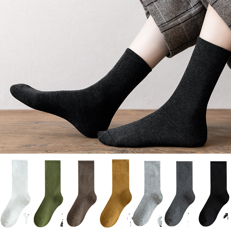 Women's socks in spring and autumn and winter