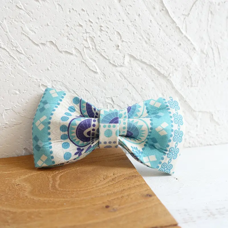Pet bow tie collar