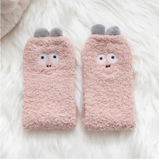 Three dimensional ear embroidery snow socks Pink - Shop at LoveMi