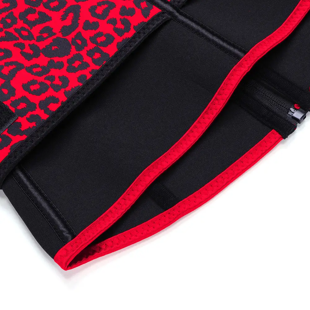 Leopard print belt