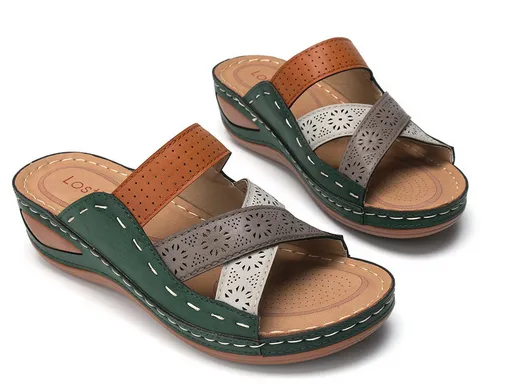 Large Size Women Casual Cross belt Hollow Color Stitching Slippers - Green