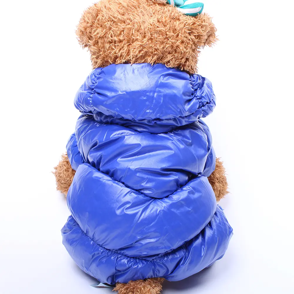 Four-foot new dog clothes for autumn and winter