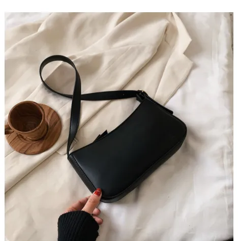 One shoulder underarm handbag - Black