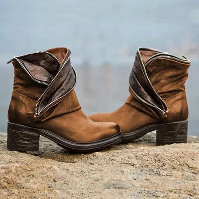 European and American women's fashionable short boots - Brown
