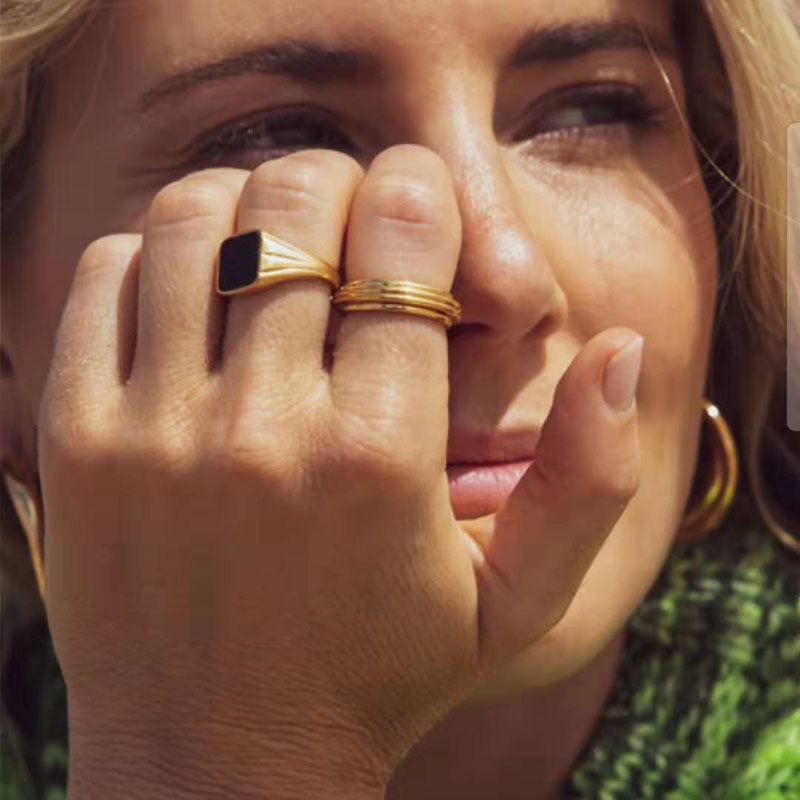 18k Yellow Gold Titanium Steel Index Finger Ring