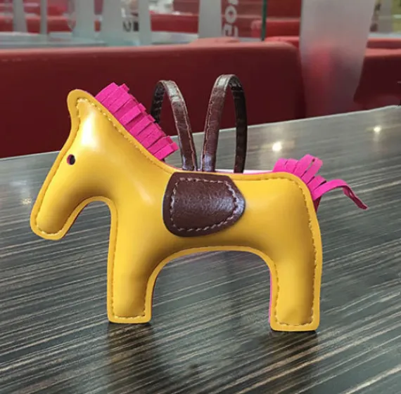 Creative keychain Yellow - Shop at LoveMi
