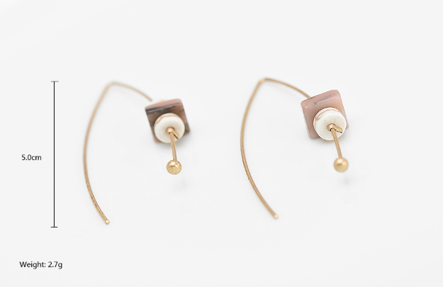 Design natural stone creative earrings