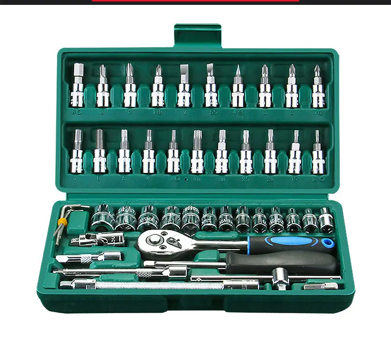 Socket wrench set fast