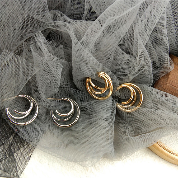 Hand made hollow Earrings