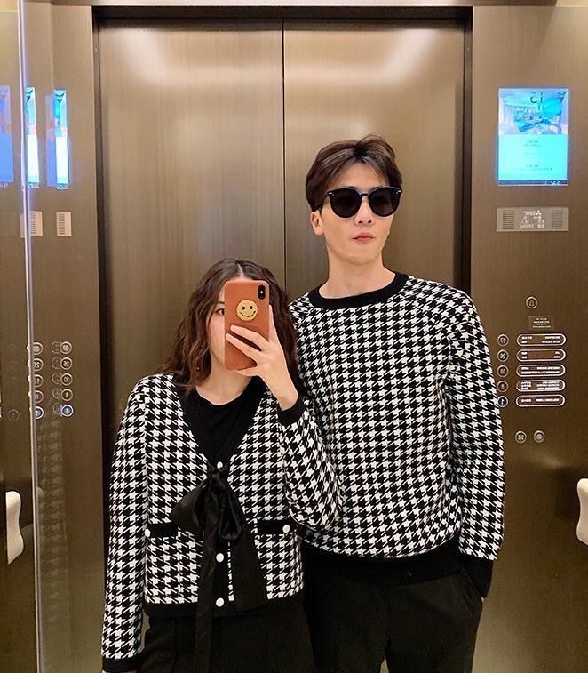 Lovers' sweater new small design feeling lovers' autumn and winter clothes retro Plaid top