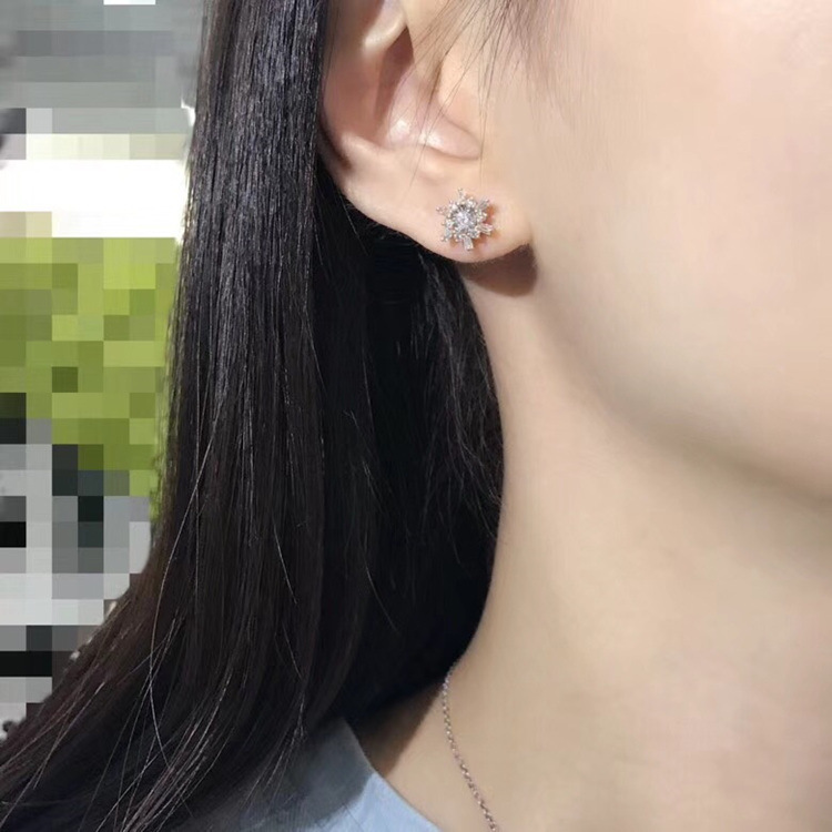 18k white gold diamond earrings