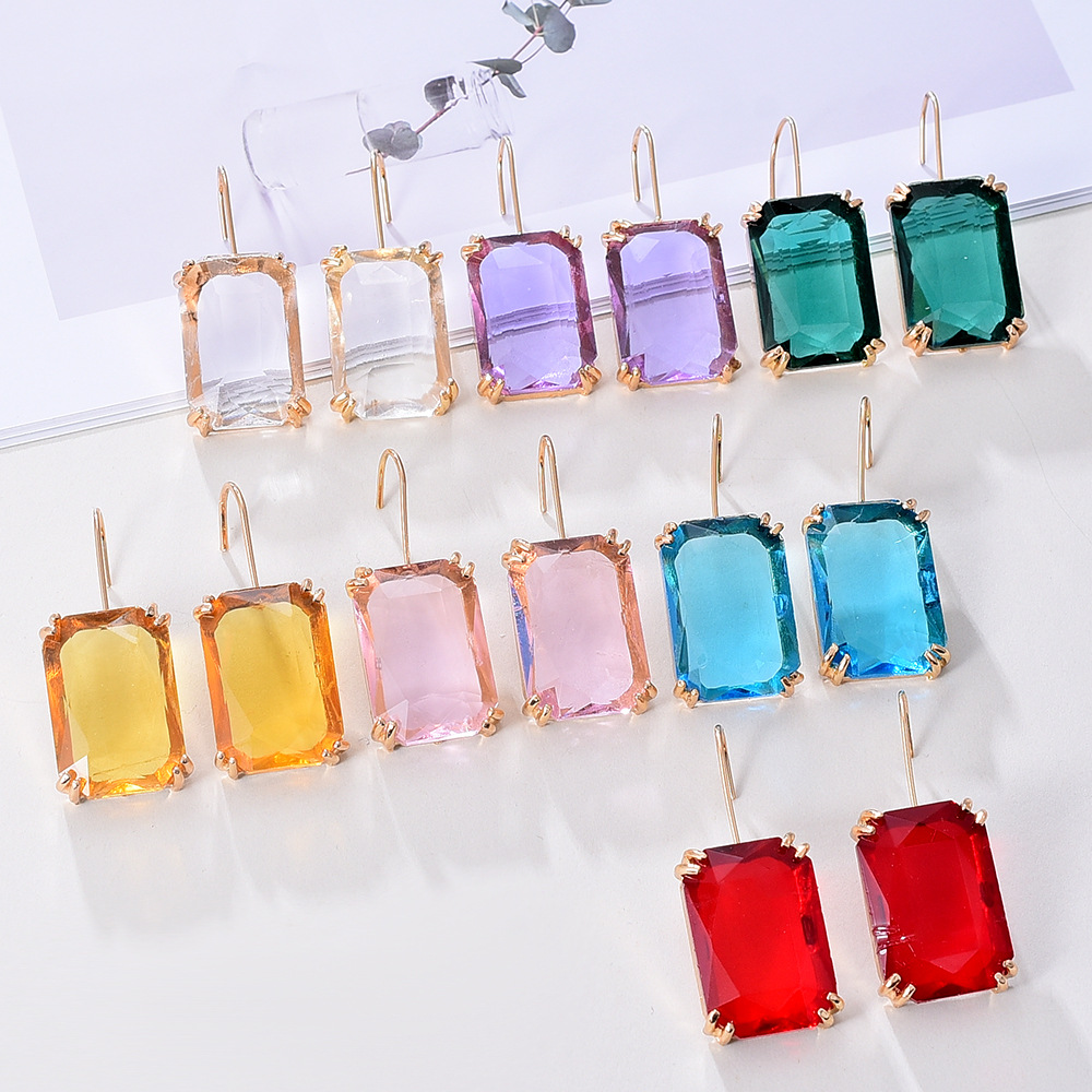 Color rhinestone square earrings with diamonds