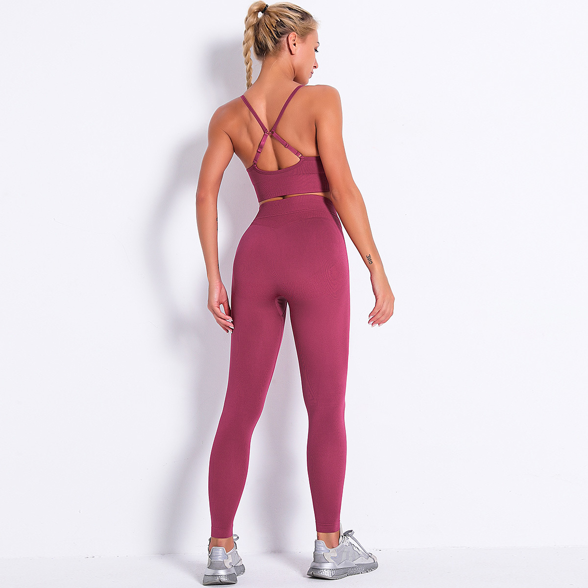 Quick drying and breathable Yoga suit