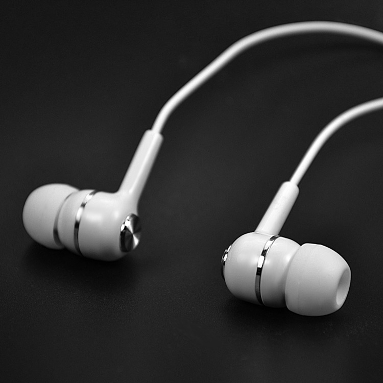 In-ear subwoofer headphones — foto 3