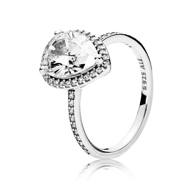 Pear-shaped center stone ring