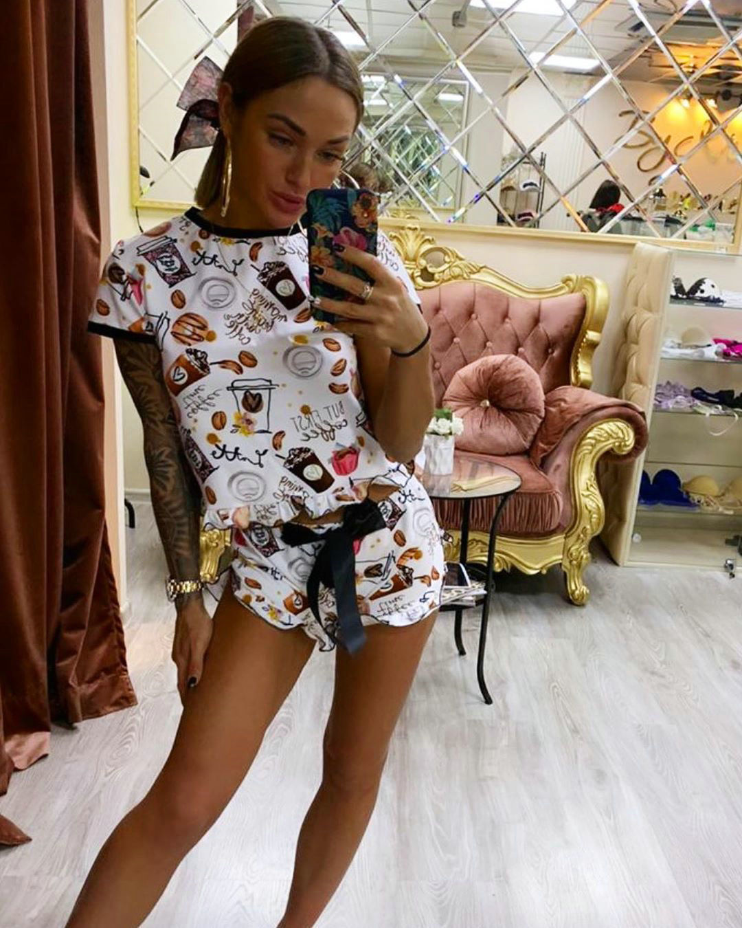 Fashion casual printed round neck short sleeve suit