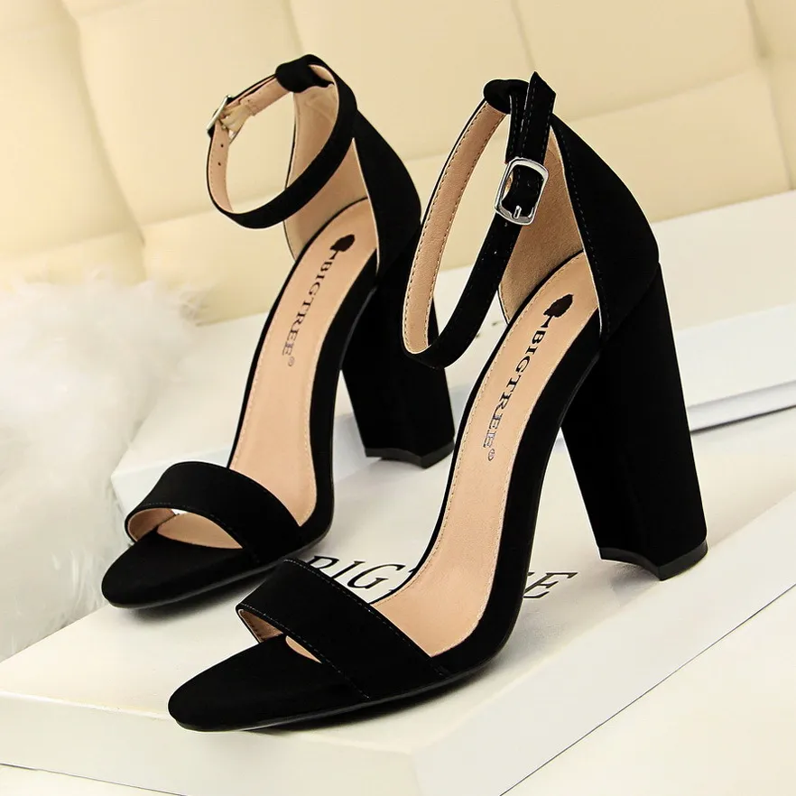 Thick heel high heel sexy nightclub sandals - Black