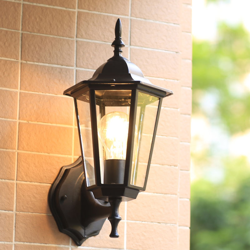 Retro courtyard hallway corridor lights — foto 3