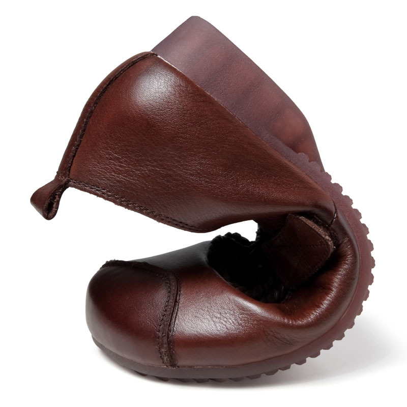 أحذية بنعل ناعم من الأوتار