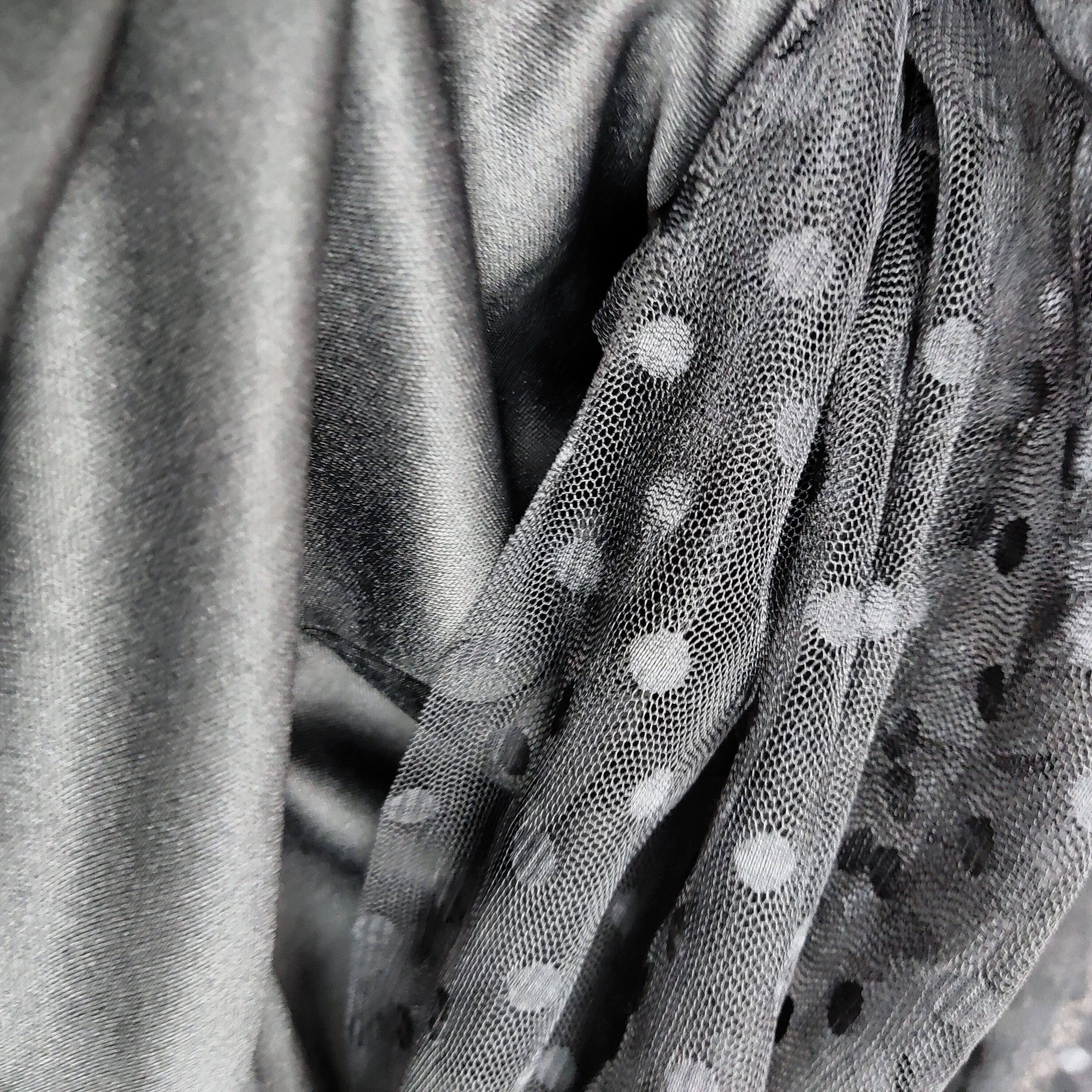 See-through long-sleeved ruffled flounce skirt