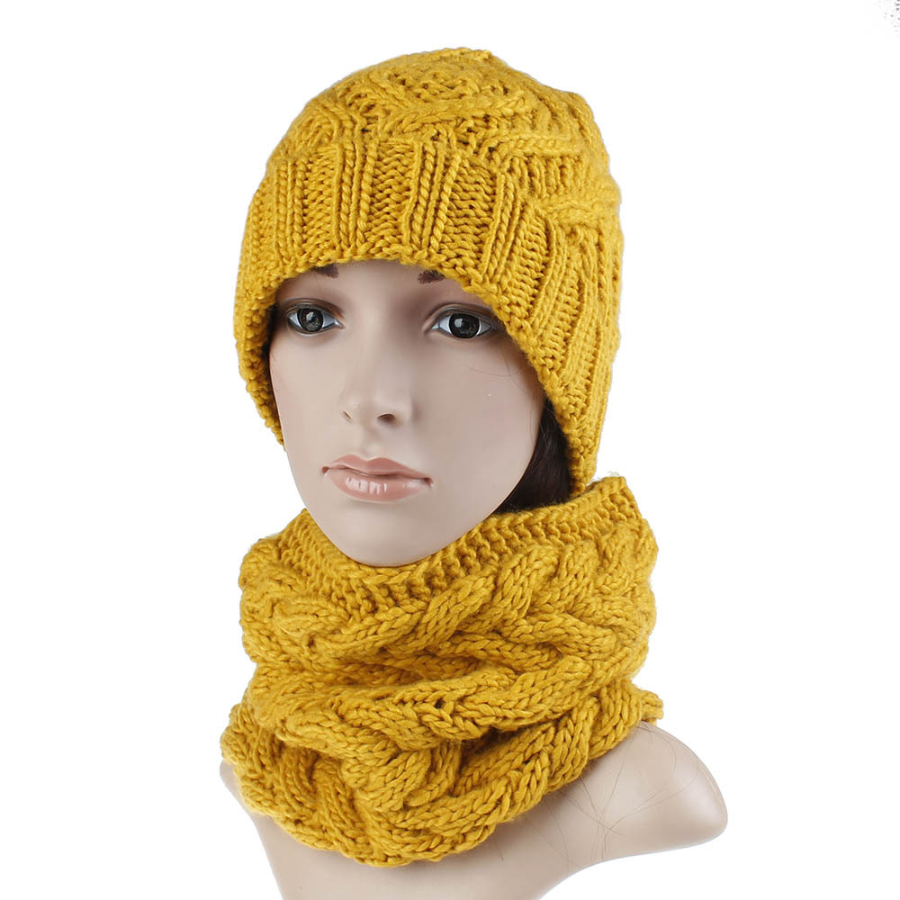 Two-piece knitted hat hat bib set