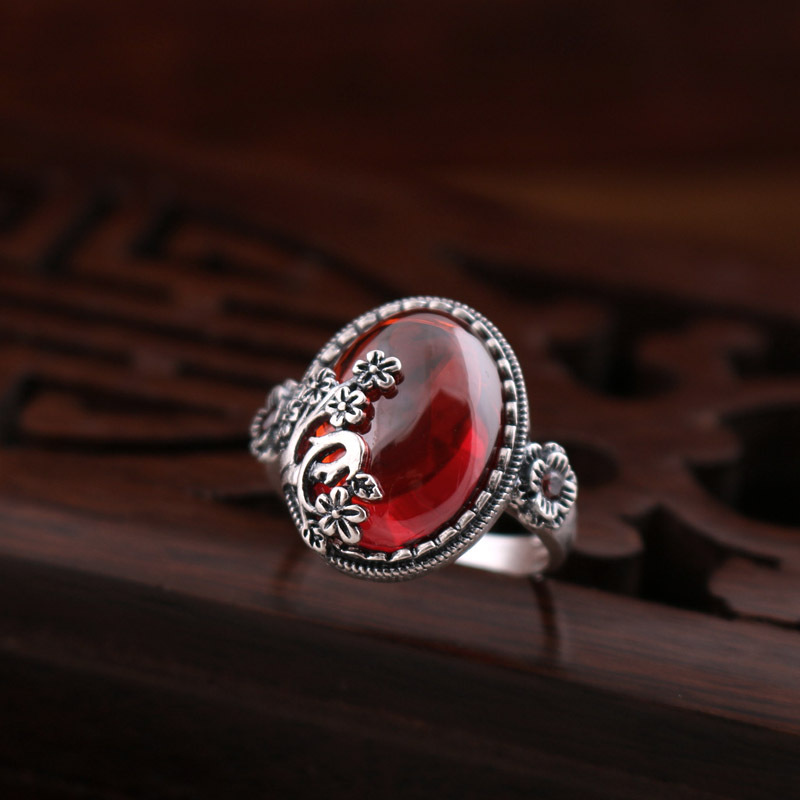 Garnet Korean style sterling silver vintage ladies ring