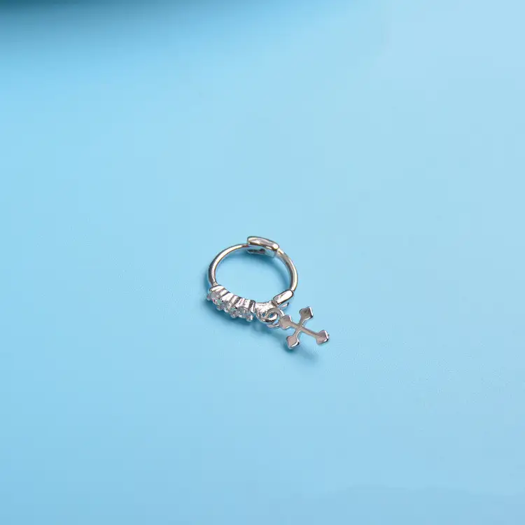 Mini Hanging Cross Ear Buckle