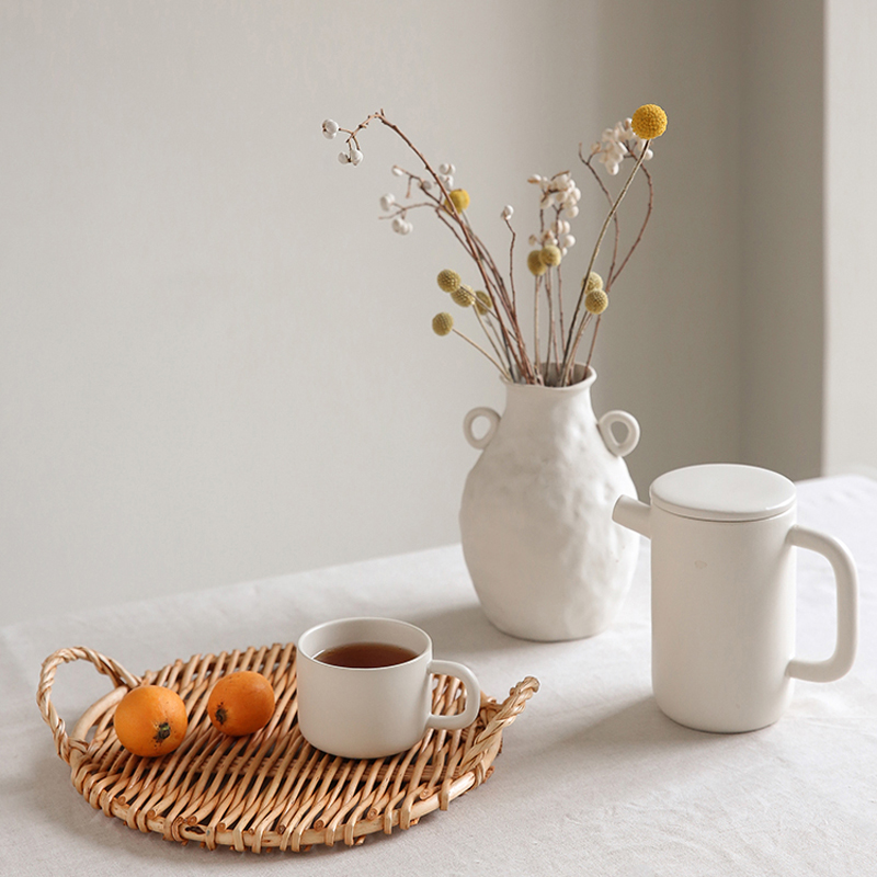 Japanese rattan fruit tray with handle (Brown)