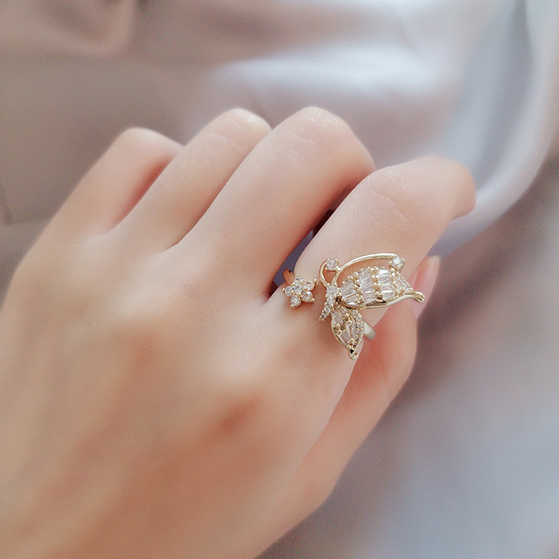 Ladies Trendy Index Finger Knuckle Ring Bracelet